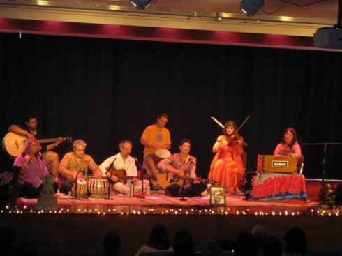 Judith & Charlie Fogarty conducting a Kirtan.